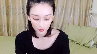 Seductive_Jennifer111 naked stripping on cam for live sex video chat