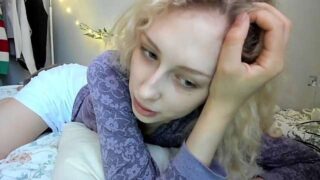 shelly3333 naked stripping on cam for live sex video chat