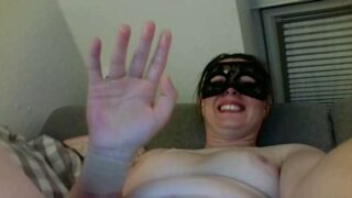 Anna-Date naked stripping on cam for live sex video chat