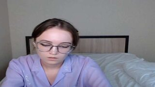 AnneSabina naked stripping on cam for live sex video chat