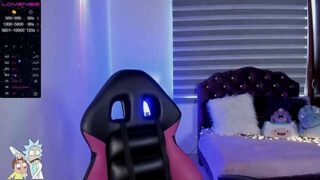 cute_catlyn naked stripping on cam for live sex video chat