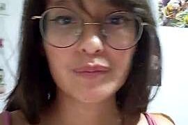 daphne_brown naked stripping on cam for live sex video chat
