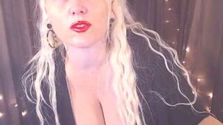 DevilynLasVegas naked stripping on cam for live sex video chat