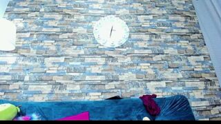 _Evelynn_ naked stripping on cam for live sex video chat