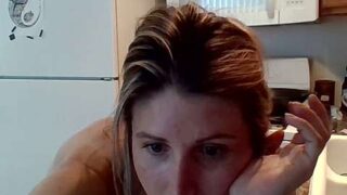 nola293 naked stripping on cam for live sex video chat