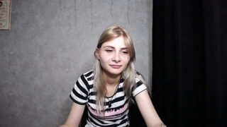 sabina_555 naked stripping on cam for live sex video chat