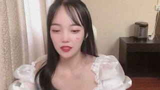 Soya-bean-milk naked stripping on cam for live sex video chat