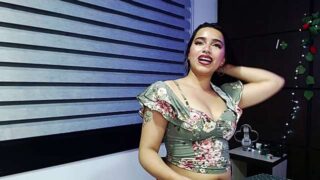 abby_ayr naked stripping on cam for live sex video chat