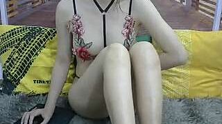 Alice_Silky naked stripping on cam for live sex video chat