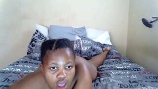 Busisexy69 naked stripping on cam for live sex video chat