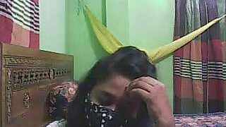 bustyAndFriendly naked stripping on cam for live sex video chat
