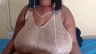 CANDDYTITTIES26 naked stripping on cam for live sex video chat