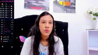 KeendallHilton naked stripping on cam for live sex video chat