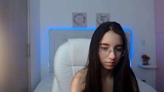 lana__tylor naked stripping on cam for live sex video chat