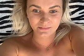 Melody_of_rain naked stripping on cam for live sex video chat