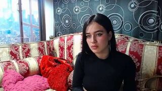 Michaels_Taylor naked stripping on cam for live sex video chat