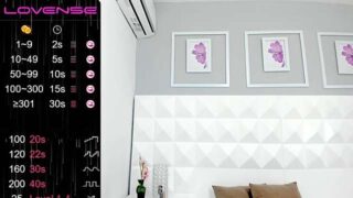 MistySpicee naked stripping on cam for live sex video chat