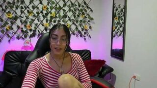 sara-dini naked stripping on cam for live sex video chat