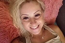 Angelleyes82 naked stripping on cam for live sex video chat