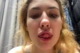 cuddlie69 naked stripping on cam for live sex video chat