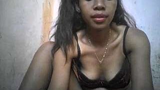 lauliepoupe naked stripping on cam for live sex video chat