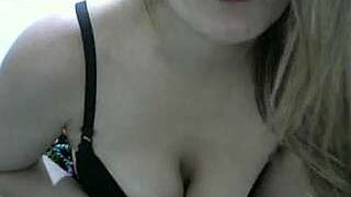 luanaaa_ naked stripping on cam for live sex video chat