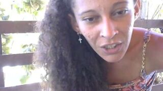 Manuzinha19 naked stripping on cam for live sex video chat