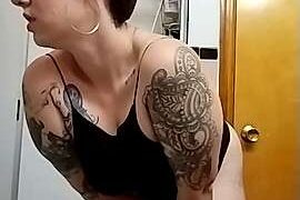 put2onn naked stripping on cam for live sex video chat