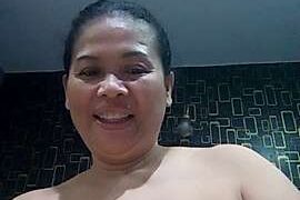 spicy-Gina naked stripping on cam for live sex video chat