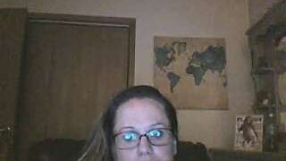 cloudscouple69 naked stripping on cam for live sex video chat
