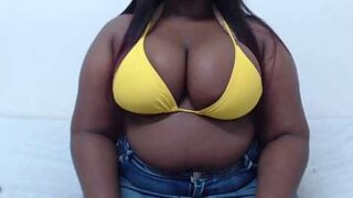 CURVY_JASMIN naked stripping on cam for live sex video chat