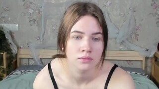Daenery-love nude on webcam in her Live Sex Chat