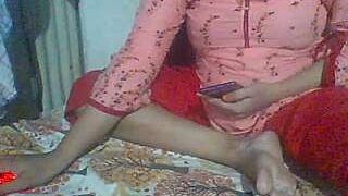 Johnpriya89 naked stripping on cam for live sex video chat