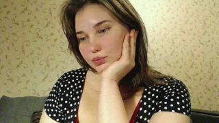 mmmPinUpGirl naked stripping on cam for live sex video chat