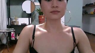 venusiann naked stripping on cam for live sex video chat