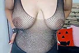 Virginia_paris naked stripping on cam for live sex video chat