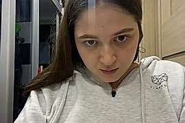 Alice_Kid naked stripping on cam for live sex video chat