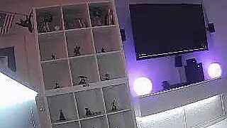 Beauty-and-the-Beast naked stripping on cam for live sex video chat