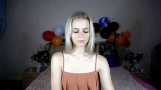 cherry_kerry naked stripping on cam for live sex video chat