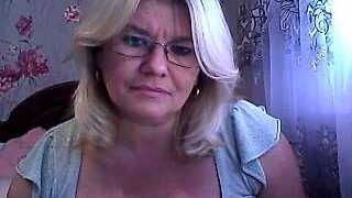 Diana_49 naked stripping on cam for live sex video chat