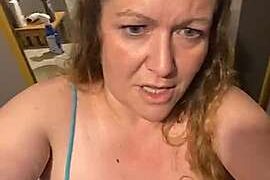 Exclusivegirl69 naked stripping on cam for live sex video chat