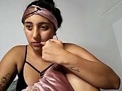 Hannah_001 naked stripping on cam for live sex video chat