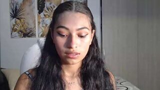 pocahontas_01 naked stripping on cam for live sex video chat