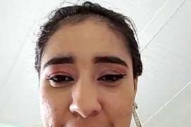 Pretty-Skinny-xxx naked stripping on cam for live sex video chat