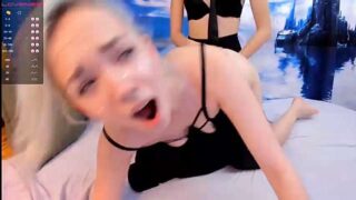 SamiraAlicia naked stripping on cam for live sex video chat