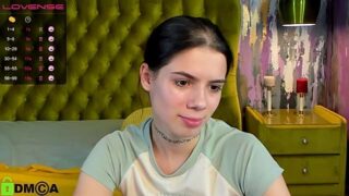 ToriFlash naked stripping on cam for live sex video chat