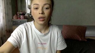 Dream_Lust naked stripping on cam for live sex video chat