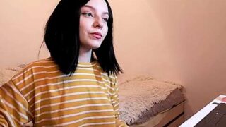 FleshlyLeader naked stripping on cam for live sex video chat