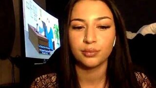 yasmineblue naked stripping on cam for live sex video chat