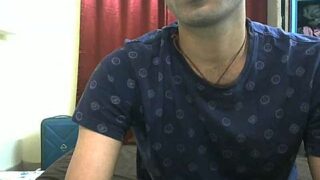 yoursexylayla naked stripping on cam for live sex video chat